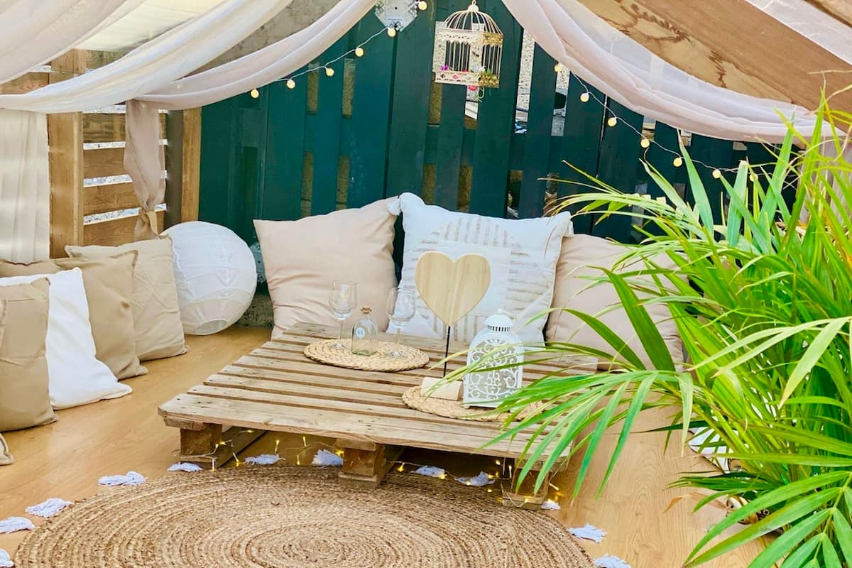 DayPass exclusivo para 2 personas con hot tub privado + brunch en un entorno natural 🌿🫧  