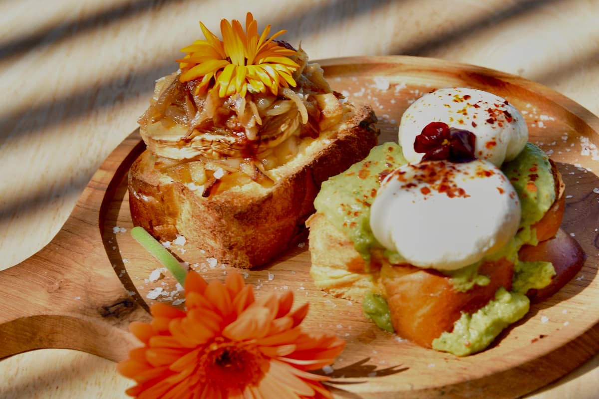 Brunch para 2 personas con espectaculares vistas al mar ¡El plan más exclusivo de la costa! 🥞🥂