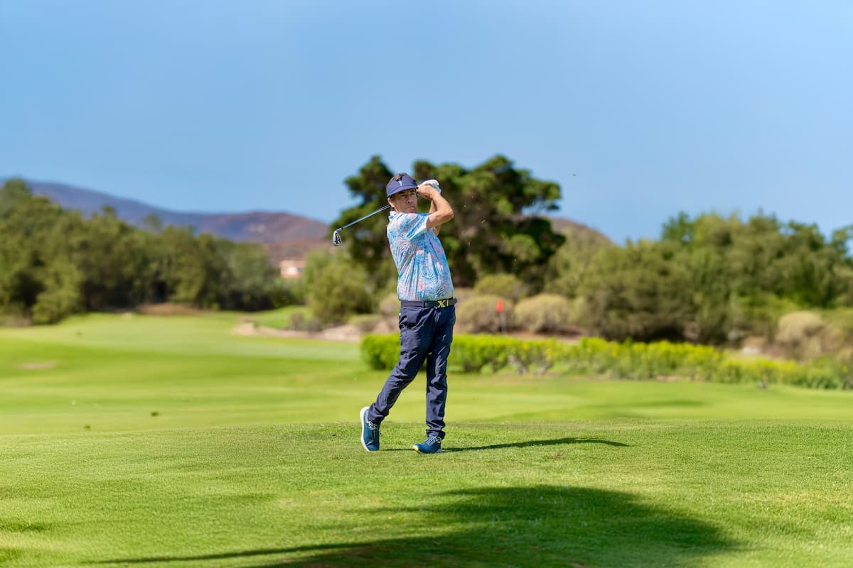 Vuelta de 9 hoyos para profesionales + bebida o con opción a brunch en Casa Club "Hoyo 10" 🏌️‍♂️🌴