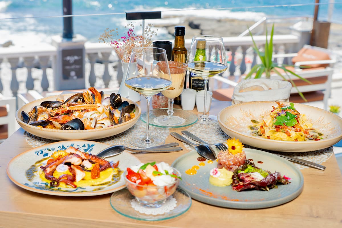 Italian menu in front of the sea for 2 people in Paraíso Beach 🍝🍷